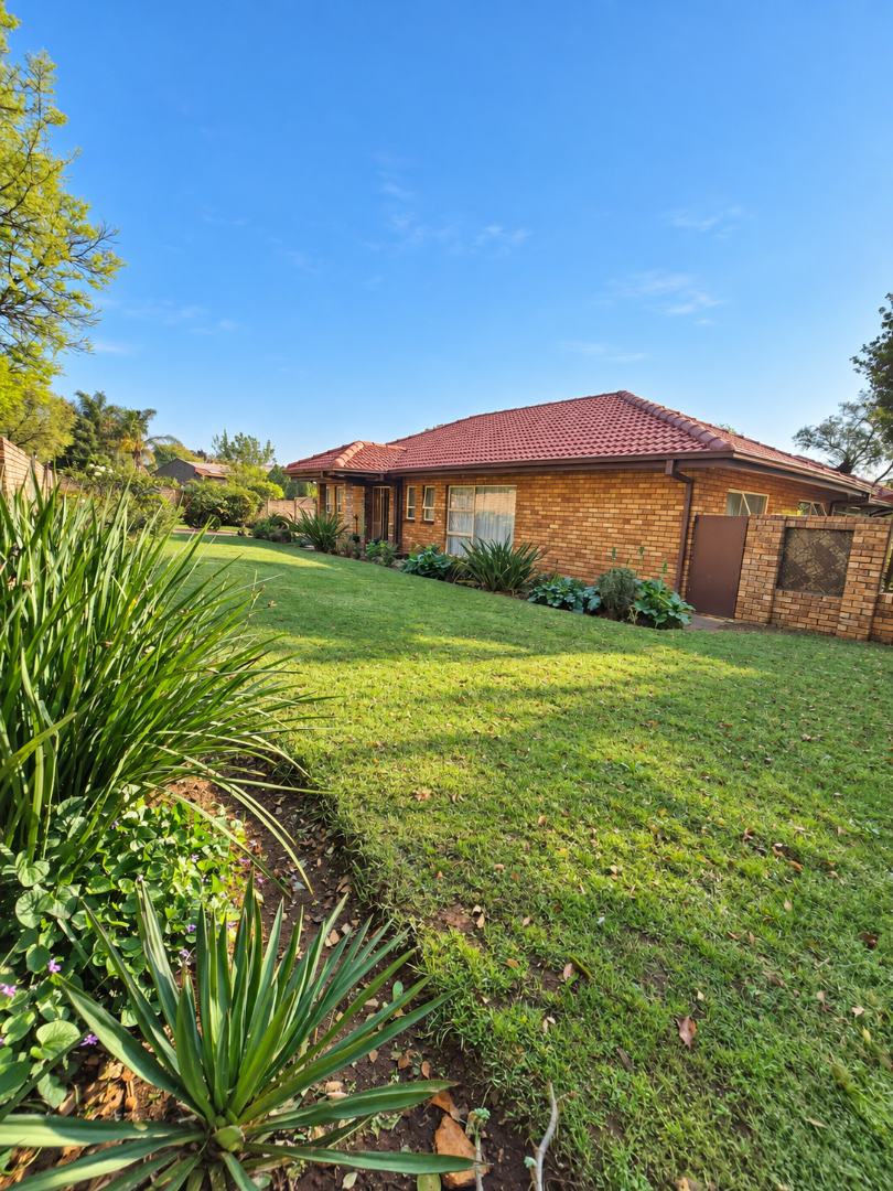 4 Bedroom Property for Sale in Wilkoppies North West